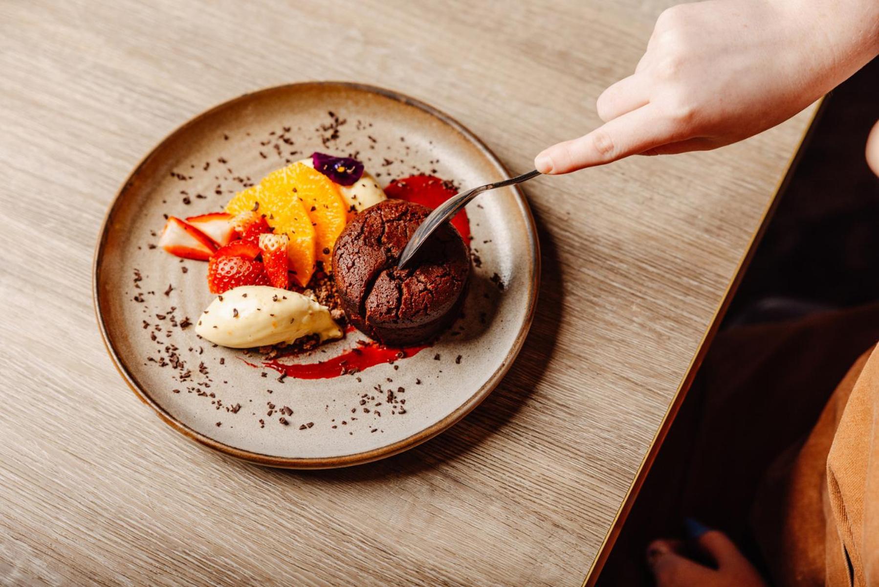 Peppers Waymouth Hotel Аделейд Екстериор снимка A chocolate dessert